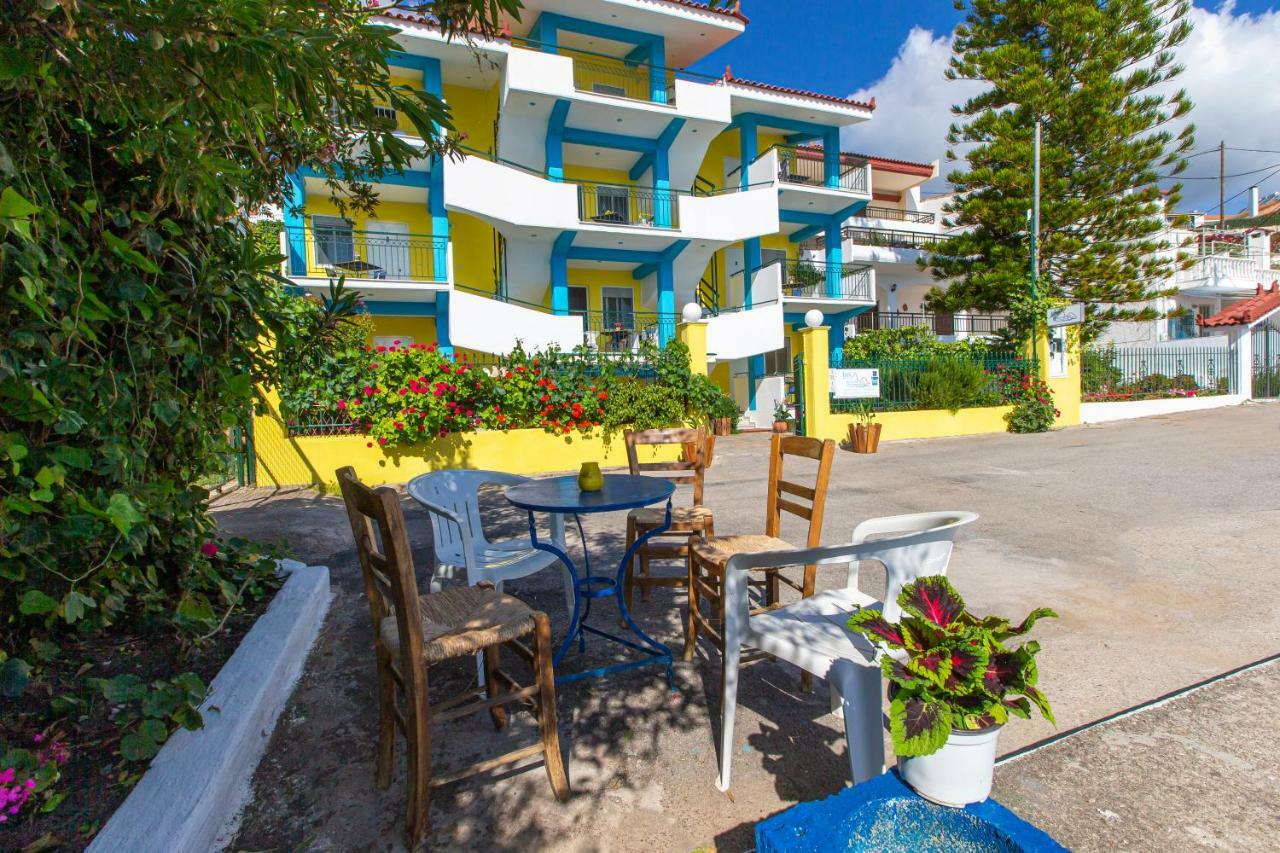 Iris Apartments Chrani Exterior foto